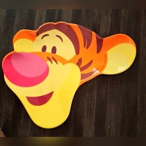Winnie the Pooh Tigger Plate